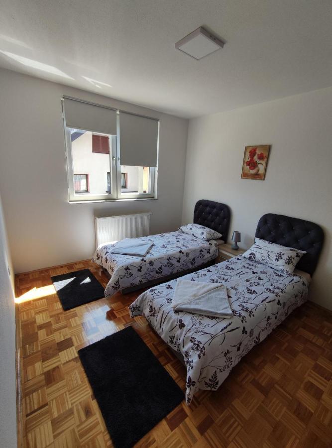 Vila Kasindol SJJ Buitenkant foto
