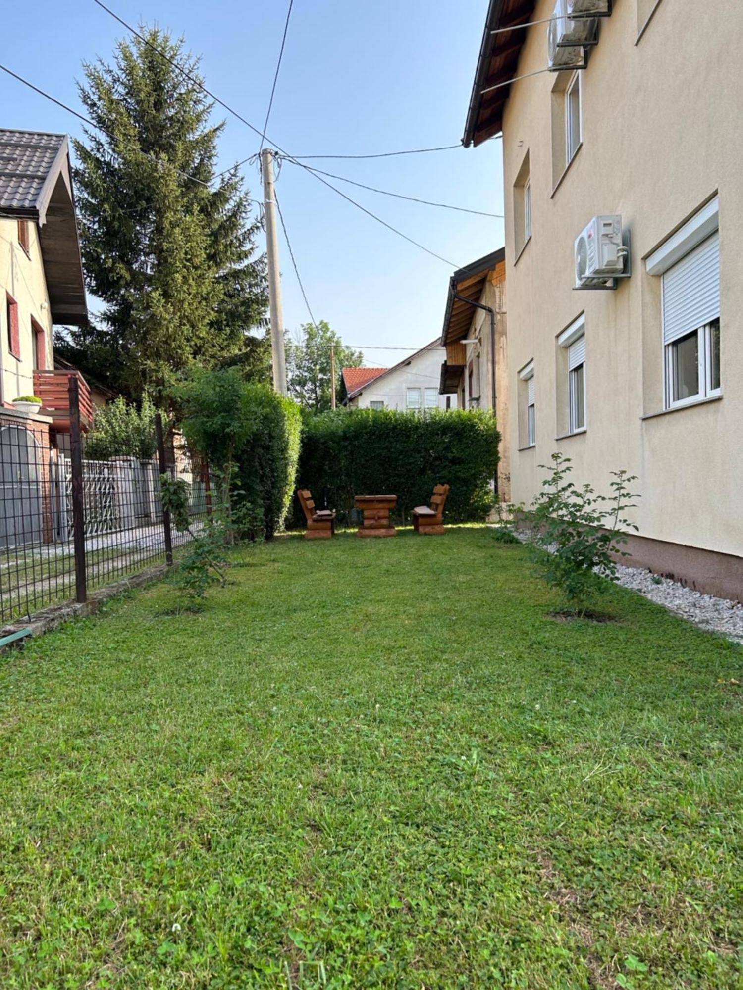 Vila Kasindol SJJ Buitenkant foto